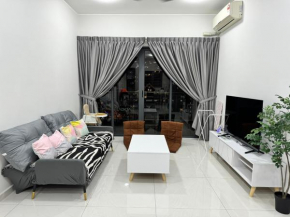 Brand new 3R3B Cozy City View